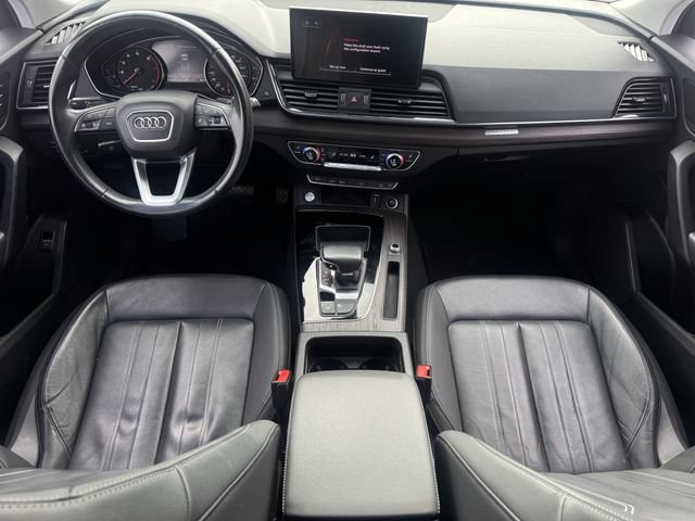 Used 2021 Audi Q5 2.0T Premium w/ Convenience Package AWD/4WD image 11
