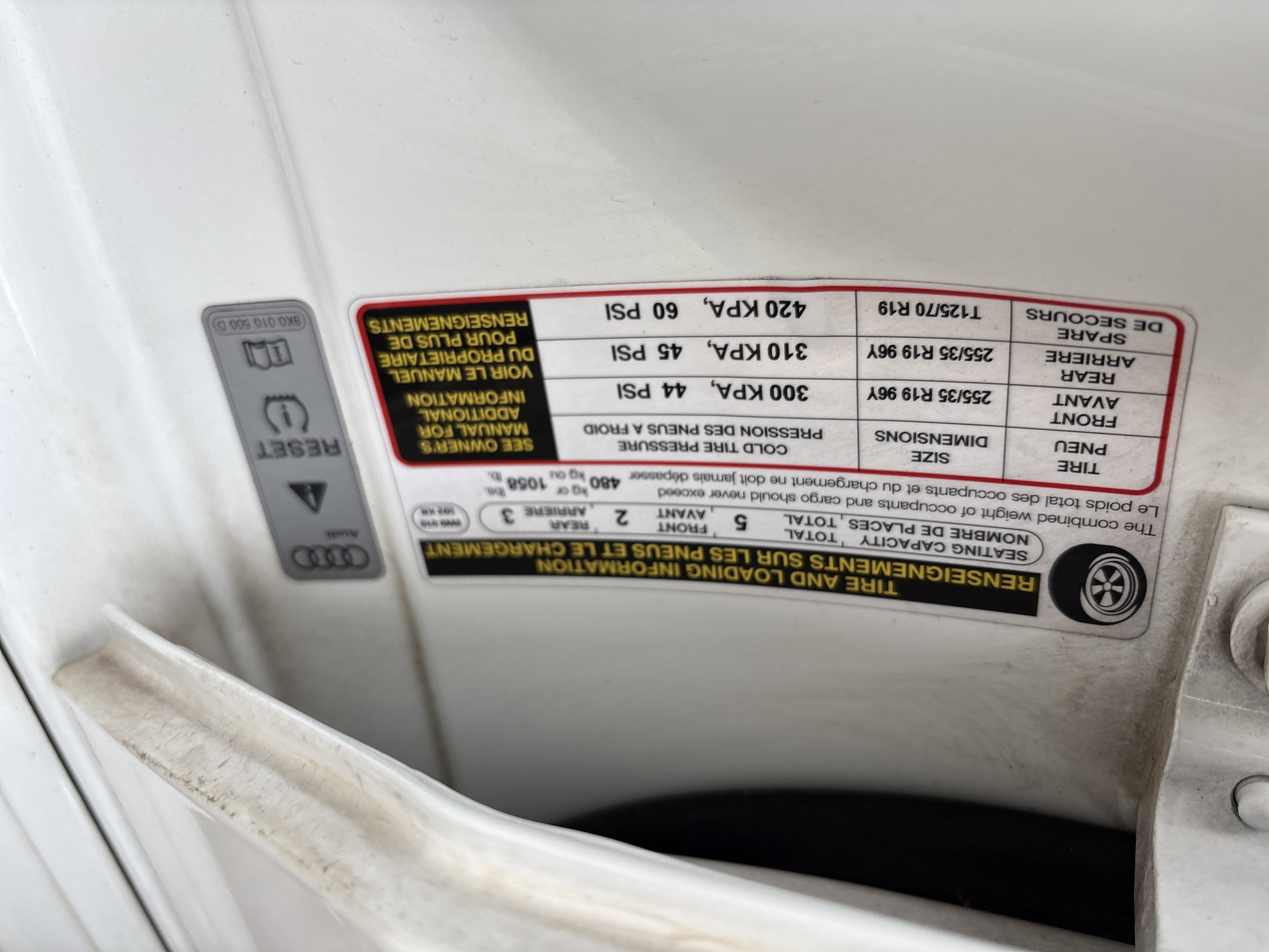 Used 2020 Audi S4 Premium Plus w/ Premium Plus Package image 35