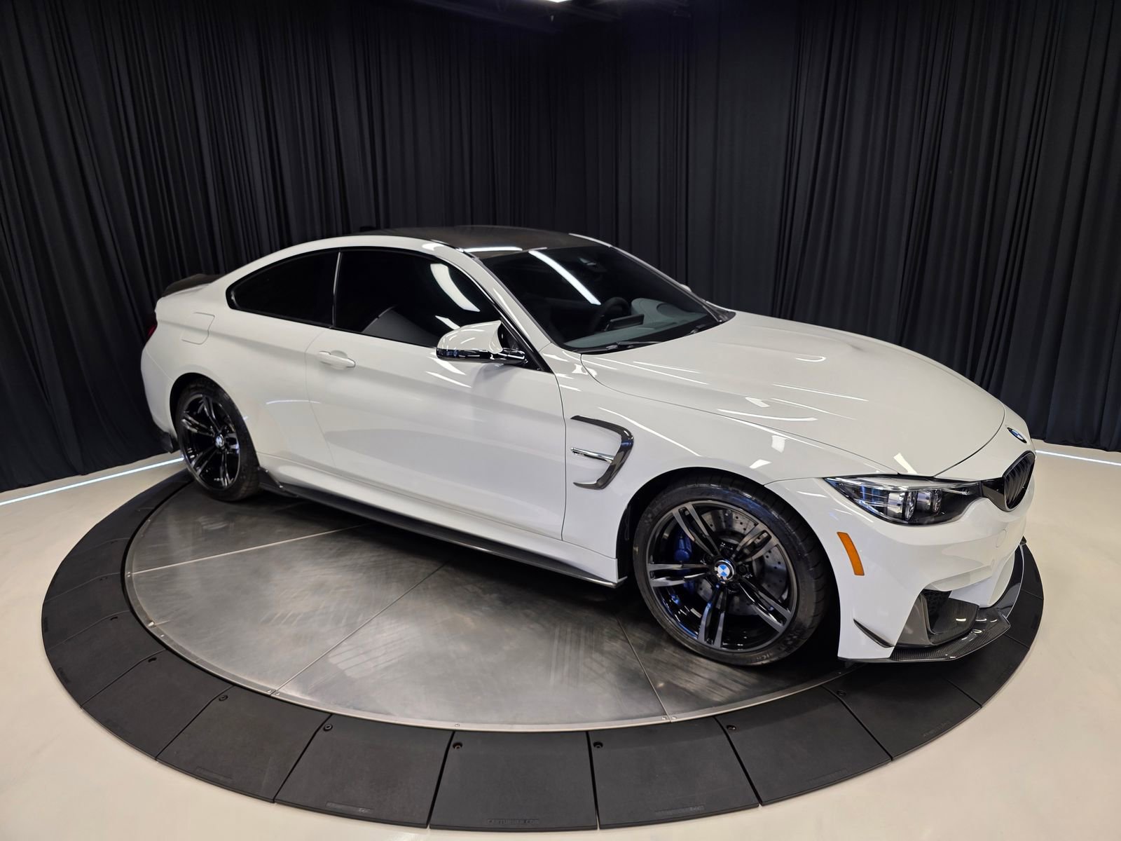 Used 2020 BMW M4 Coupe RWD image 17