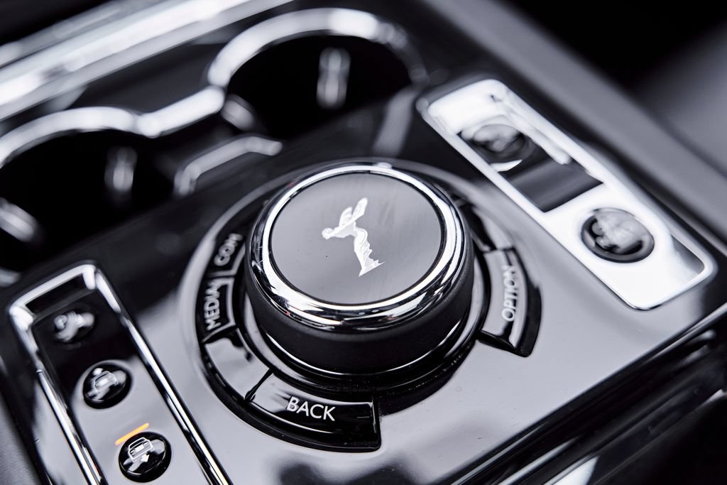 Used 2020 Rolls-Royce Cullinan AWD/4WD image 75
