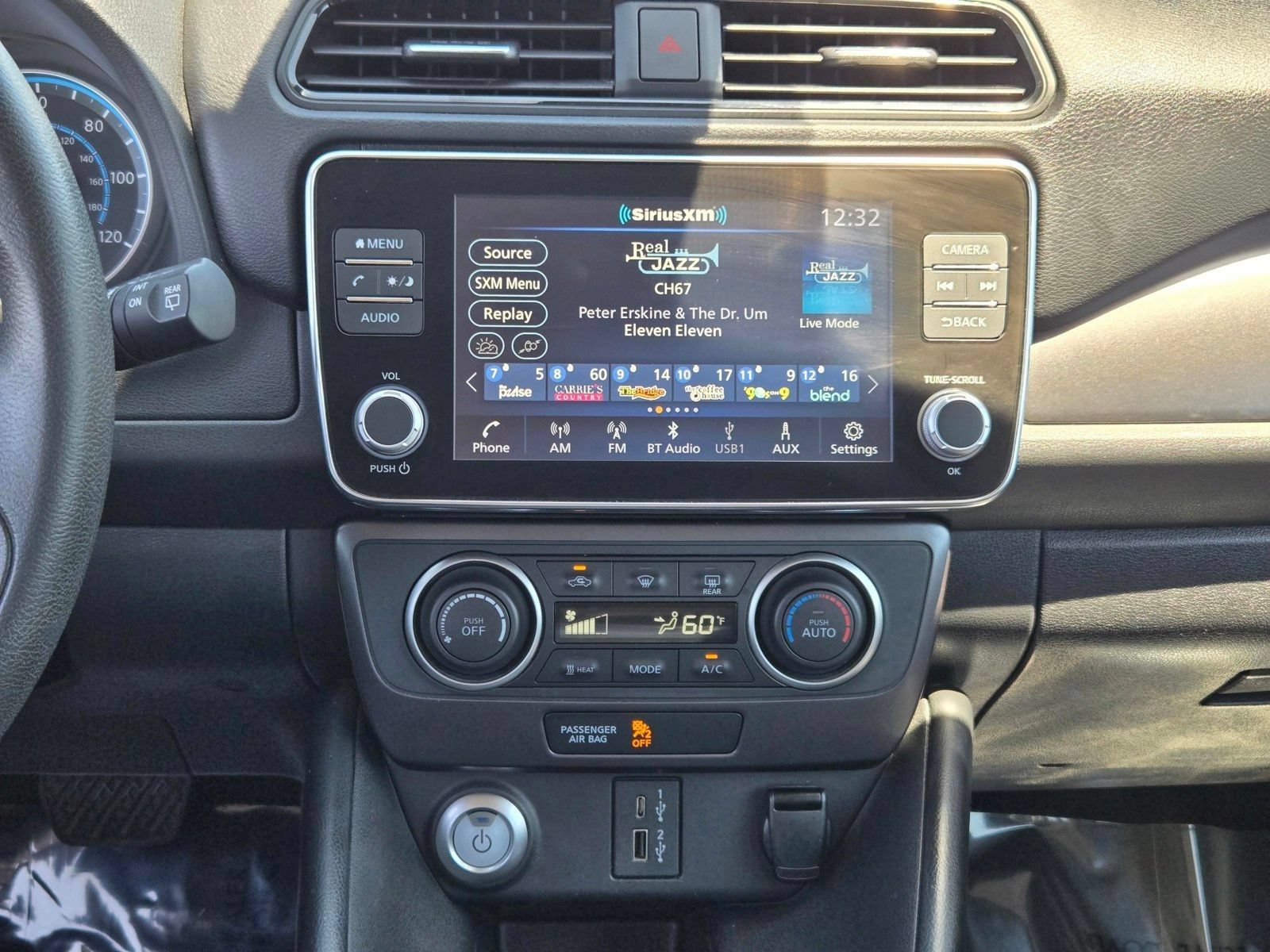 Used 2022 Nissan Leaf S FWD image 13