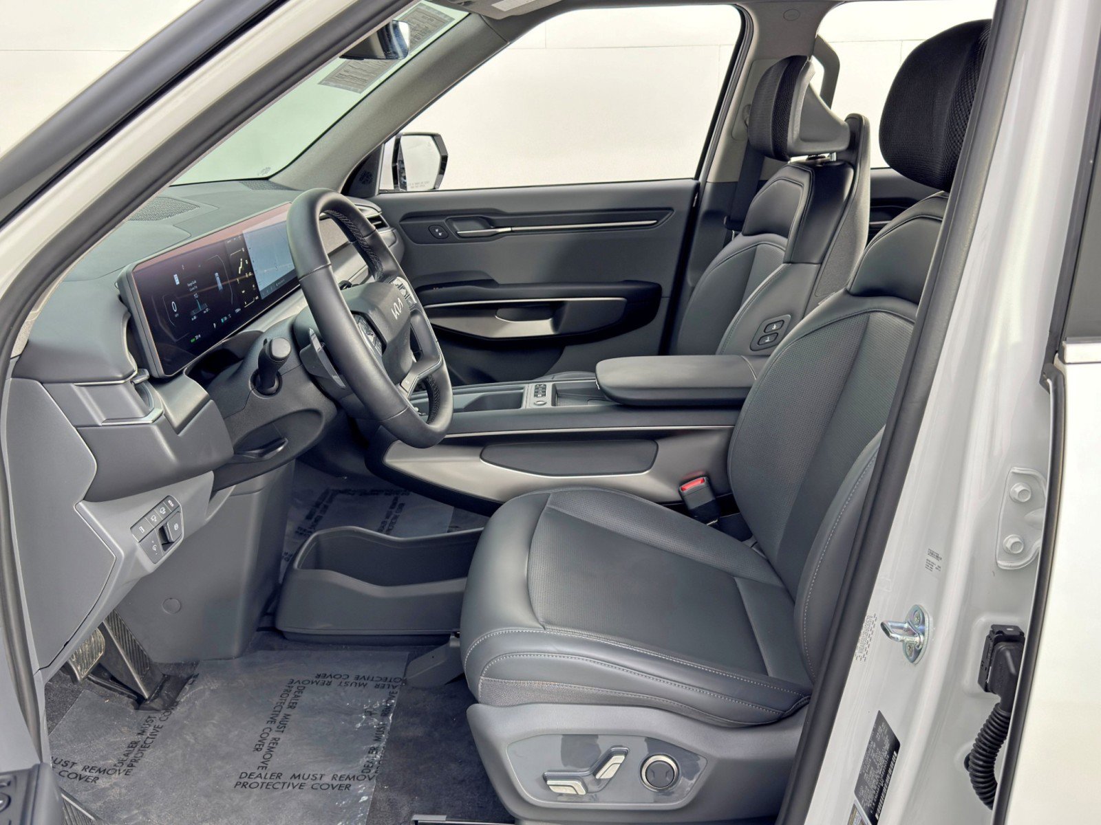 Used 2024 Kia EV9 Light Long Range image 15