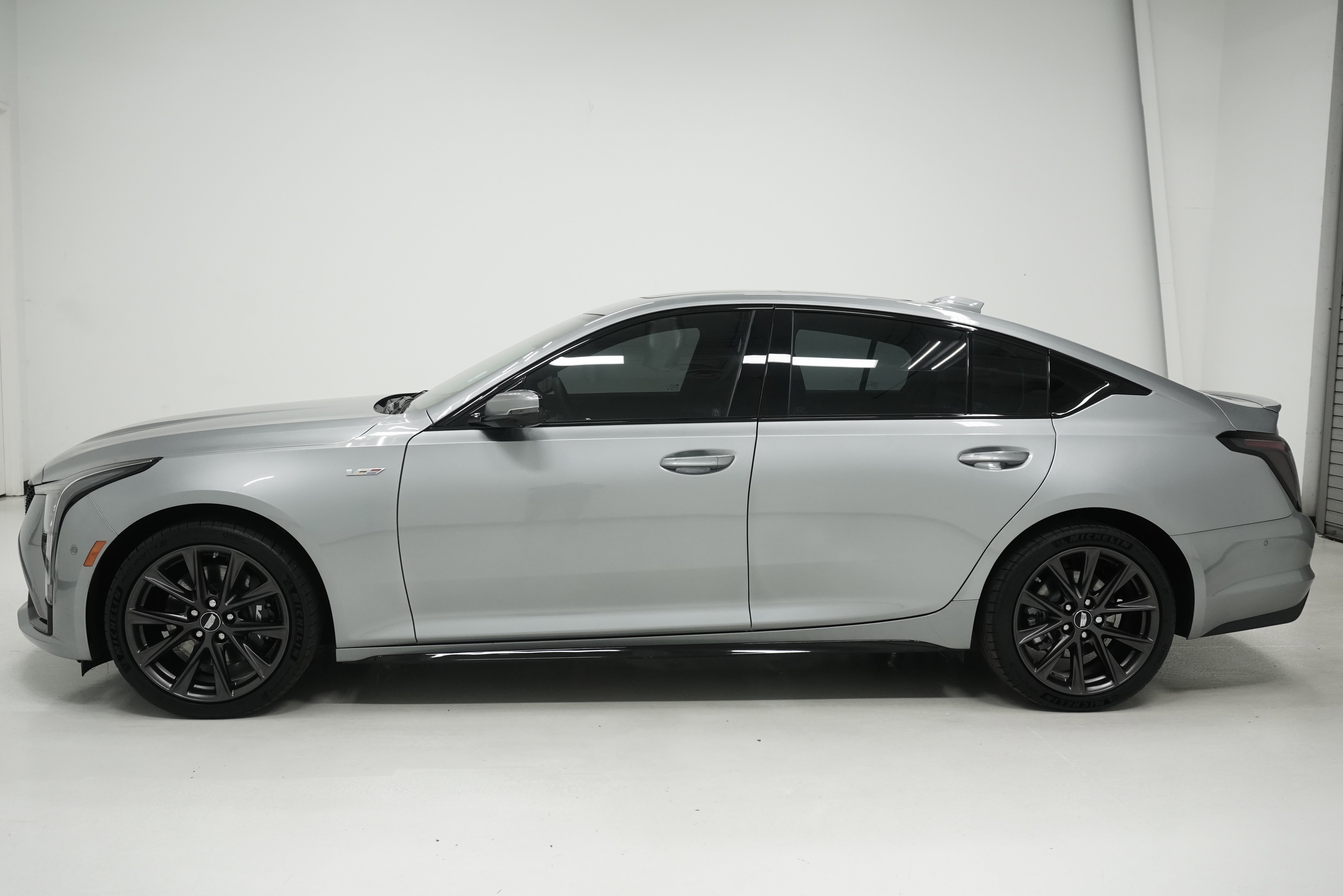 Used 2026 Cadillac CT5 V w/ Technology Package image 7