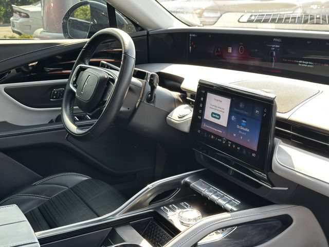 Certified 2024 Lincoln Nautilus Reserve AWD/4WD image 32