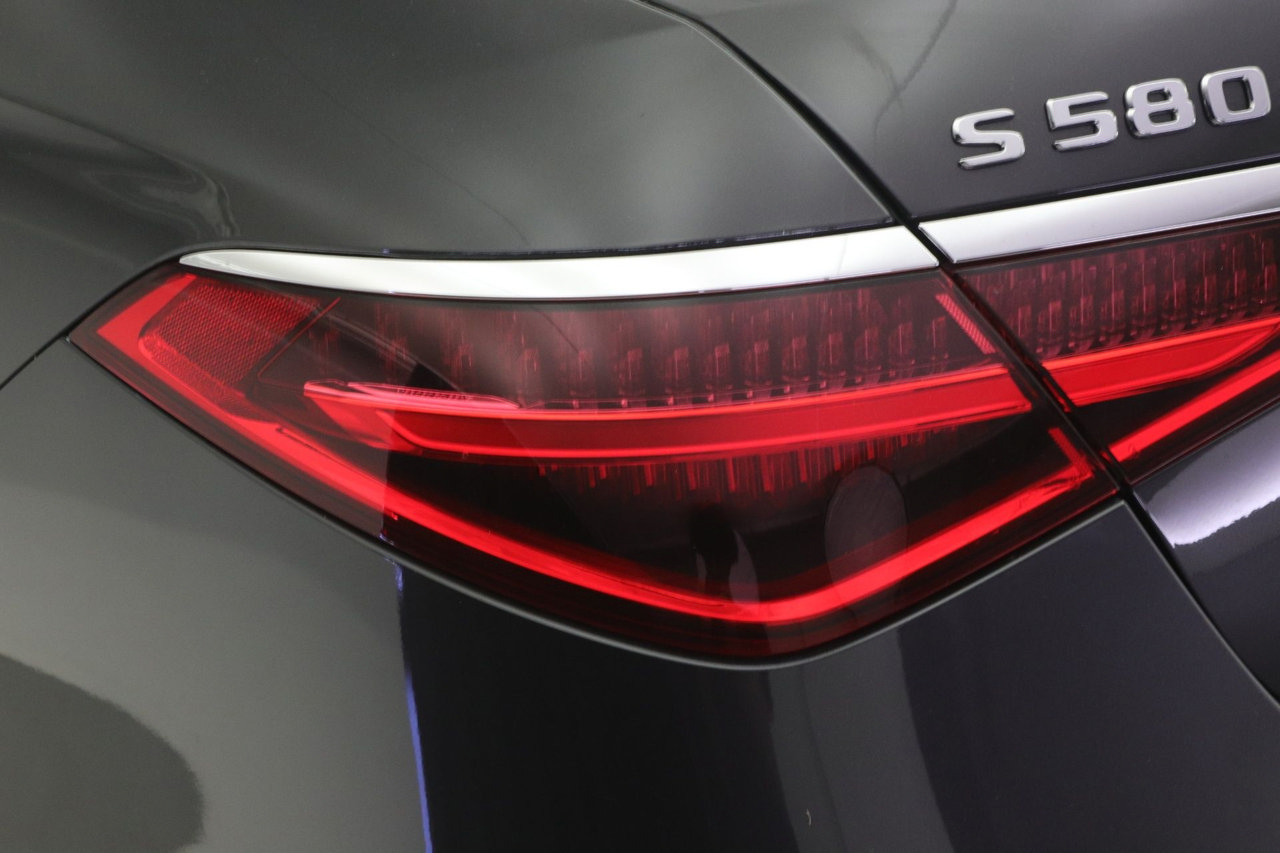 Certified 2023 Mercedes-Benz S 580 4MATIC Sedan image 18