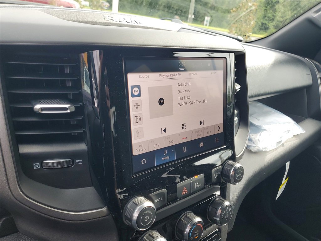 New 2026 RAM 1500 Express image 15