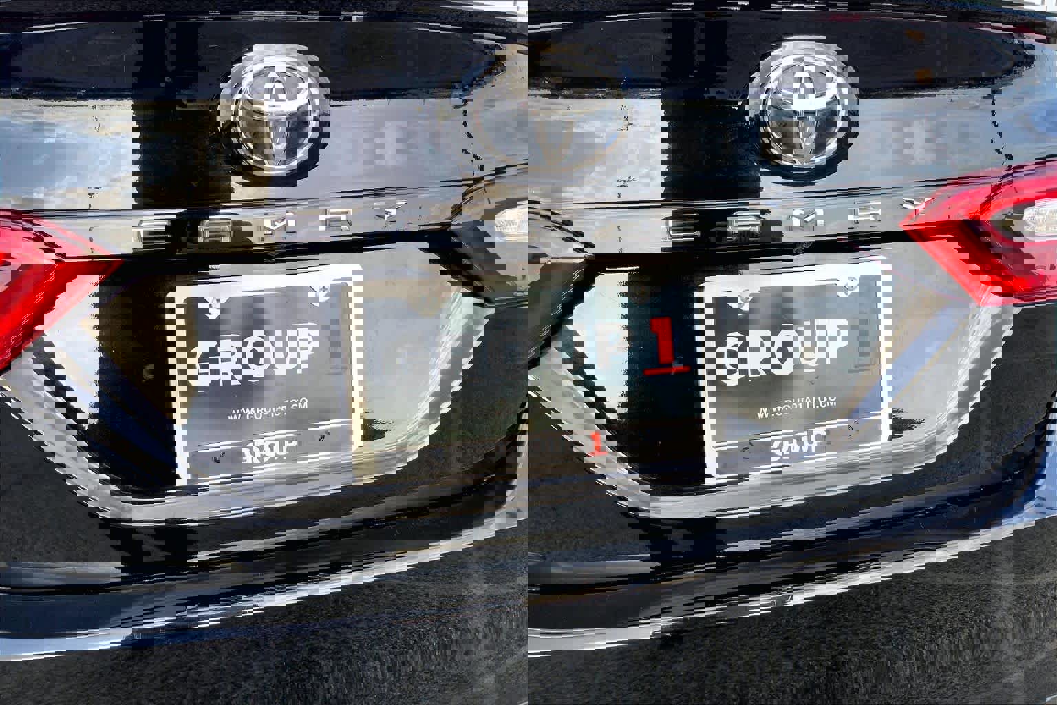 Used 2019 Toyota Camry XLE image 10