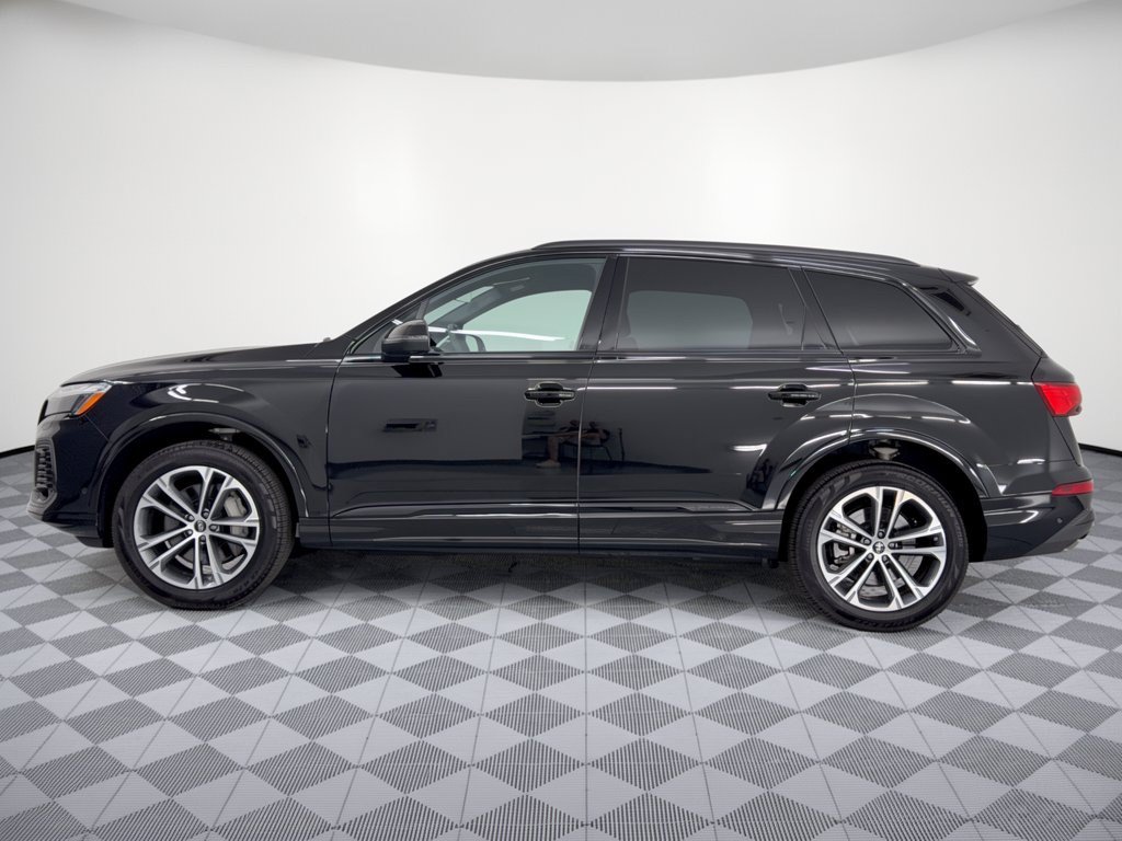 Used 2026 Audi Q7 2.0T Premium w/ Convenience Plus Package AWD/4WD image 2