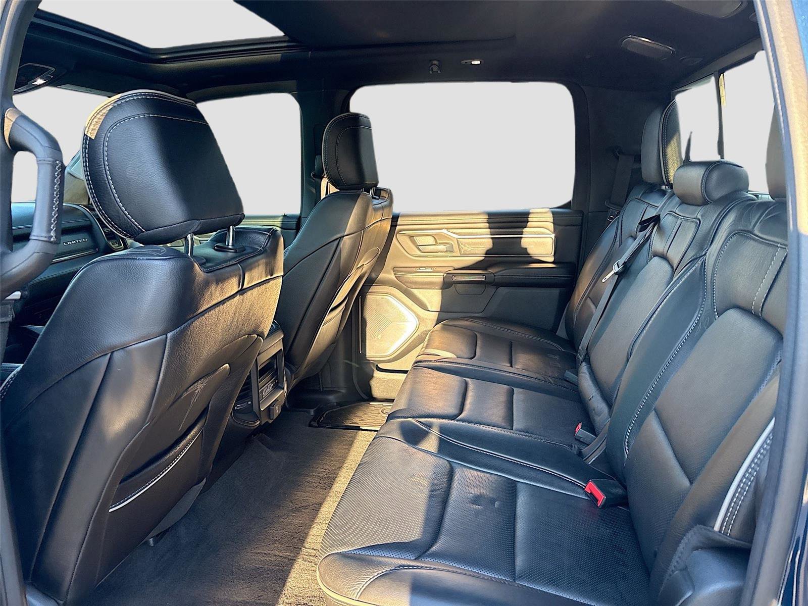 Used 2019 RAM 1500 Limited image 28