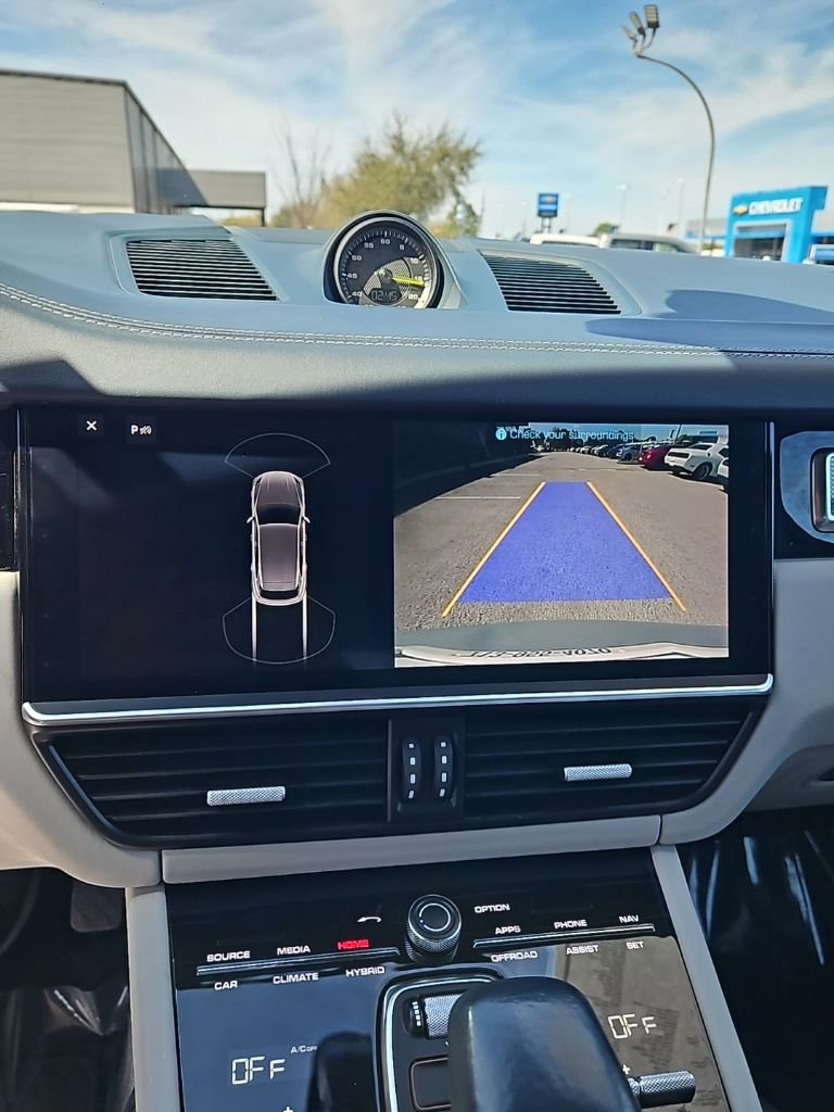 Used 2019 Porsche Cayenne E-Hybrid image 24