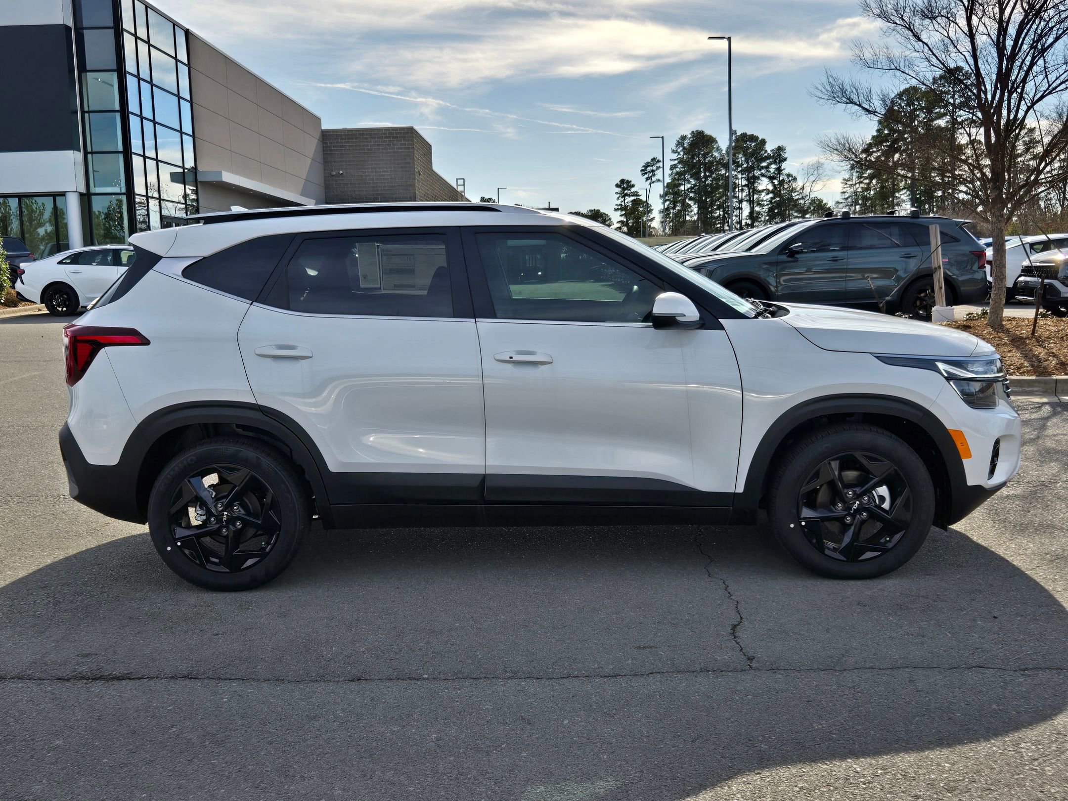 New 2026 Kia Seltos EX w/ EX Sunroof Package image 8