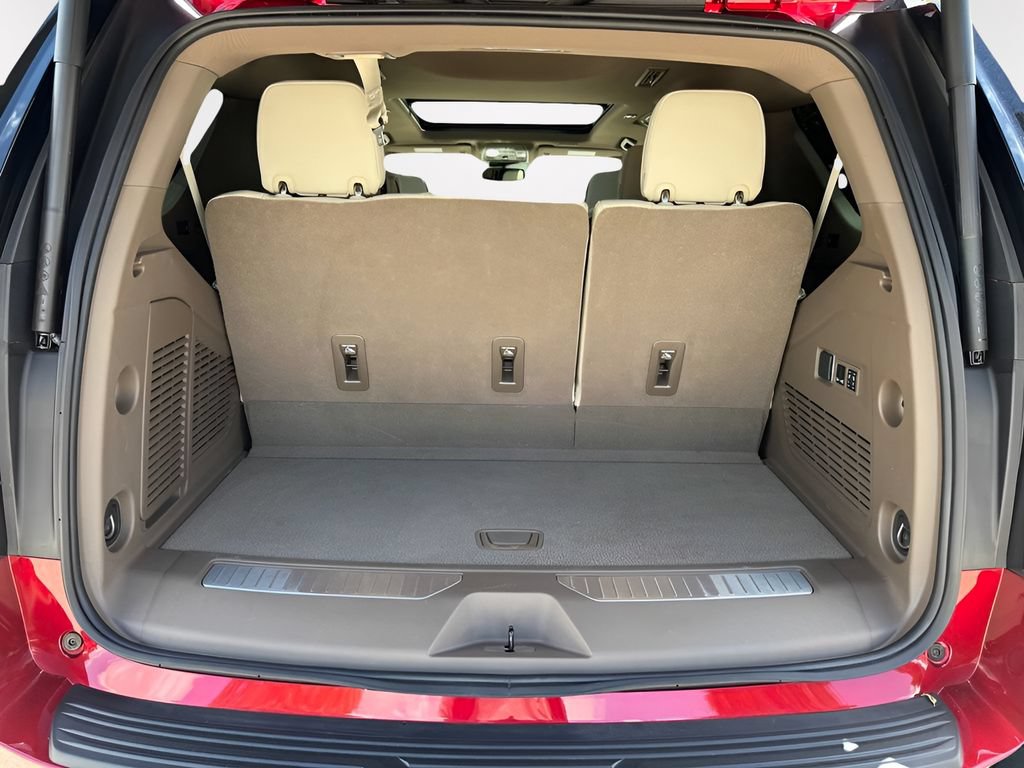 Used 2025 GMC Yukon Denali w/ Sun & Power Step Package RWD image 5