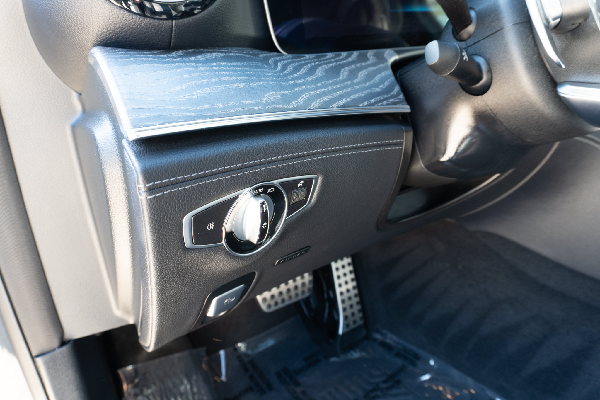 Used 2021 Mercedes-Benz AMG GT 63 image 30