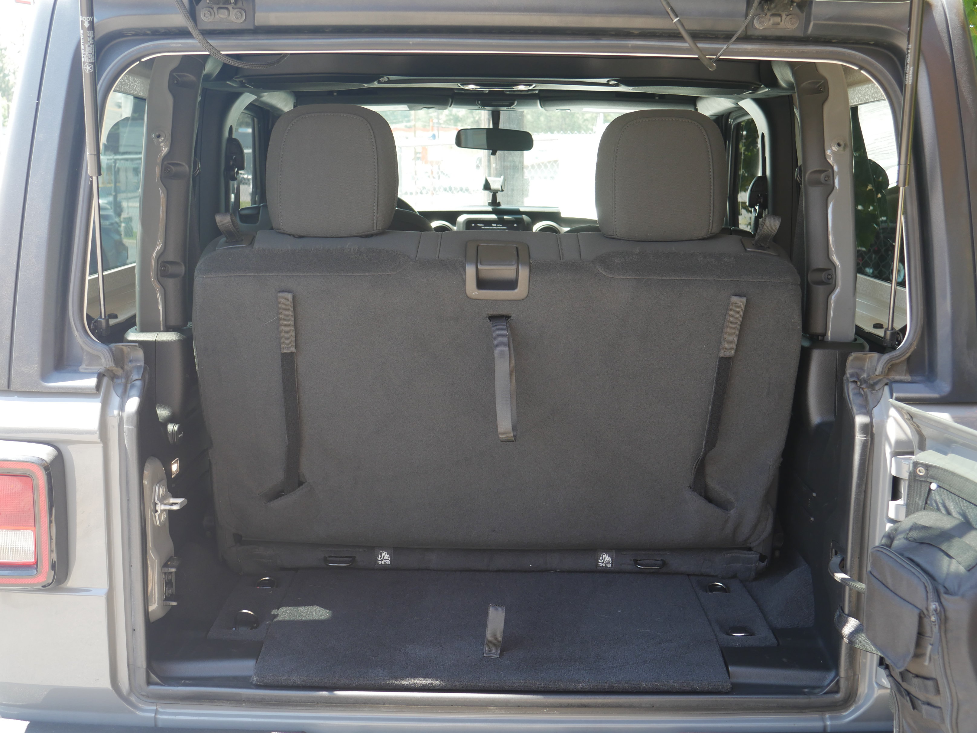 Used 2021 Jeep Wrangler Sport AWD/4WD image 22