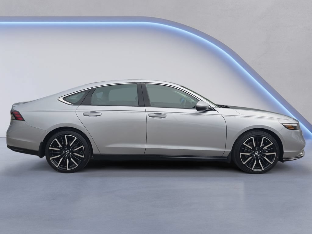 New 2026 Honda Accord Touring image 7