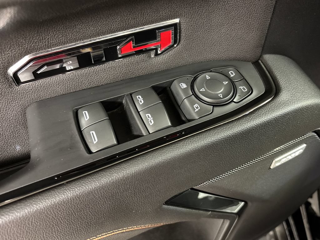 Used 2022 GMC Sierra 1500 AT4 w/ AT4 Premium Package AWD/4WD image 24