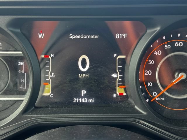 Certified 2025 Jeep Gladiator Mojave AWD/4WD image 26