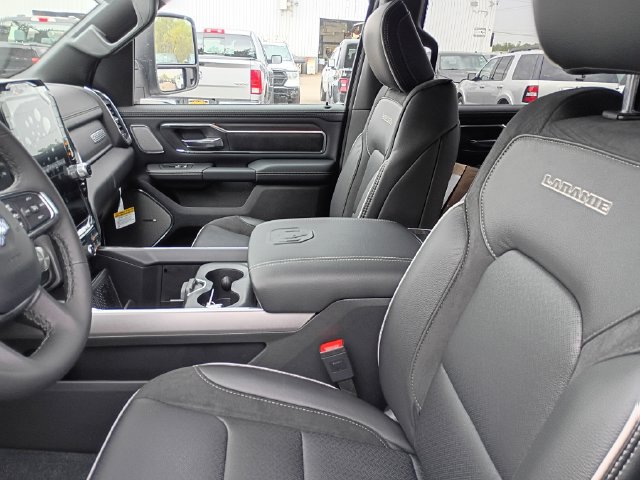 New 2027 RAM 1500 Laramie w/ Night Edition AWD/4WD image 12