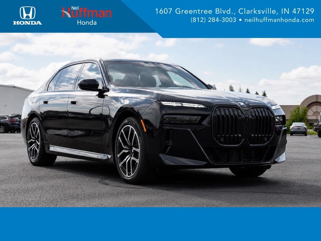 Used 2025 BMW 740i xDrive w/ Executive Package AWD/4WD image 1
