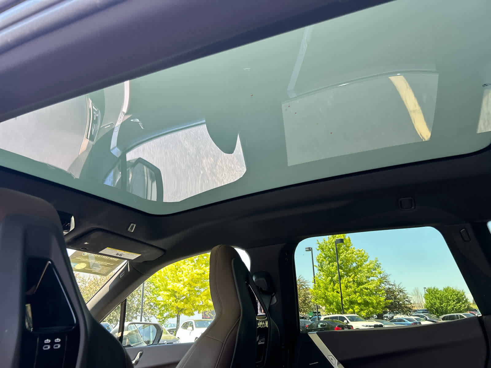 Certified 2023 BMW iX xDrive50 w/ Convenience Package image 22