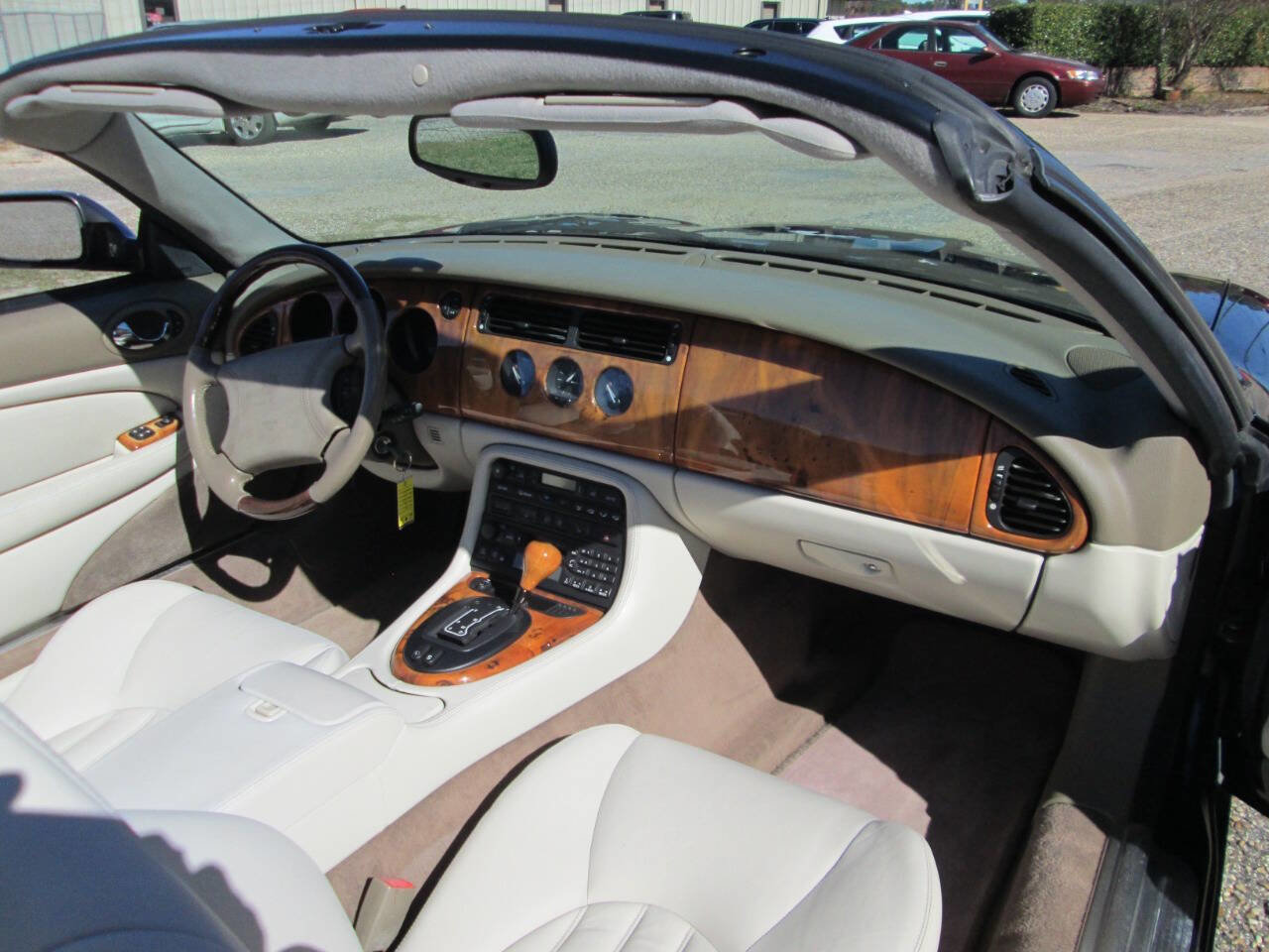 Used 1998 Jaguar XK8 XK8 2dr Convertible image 77