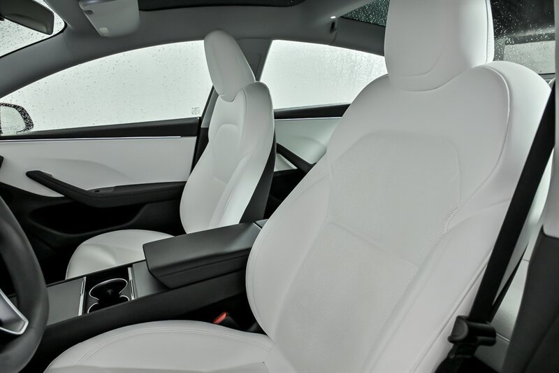Used 2025 Tesla Model 3 Long Range AWD/4WD image 18