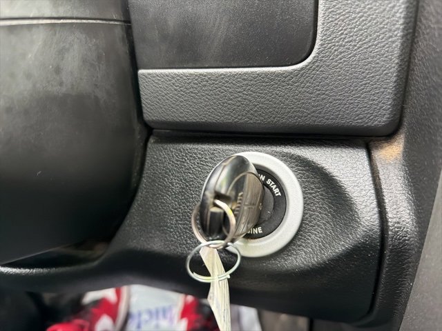 Used 2015 RAM 1500 Express image 18