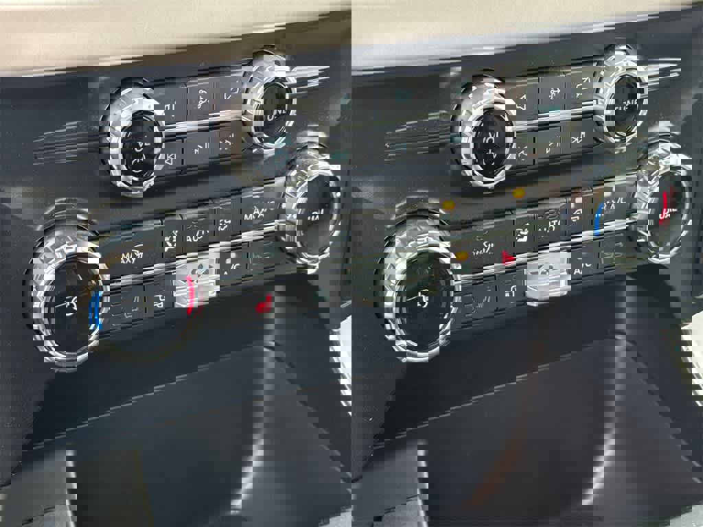 New 2023 Ford F150 Lightning Pro w/ Tow Technology Package image 26