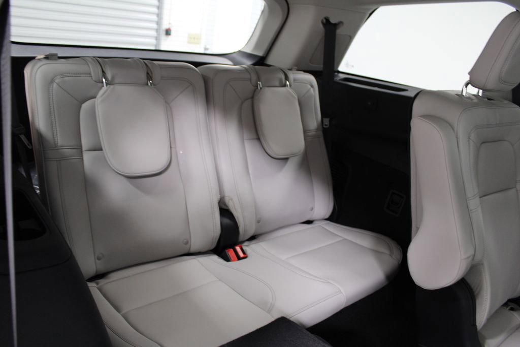 New 2025 Lincoln Aviator Reserve w/ Luxury Package image 31