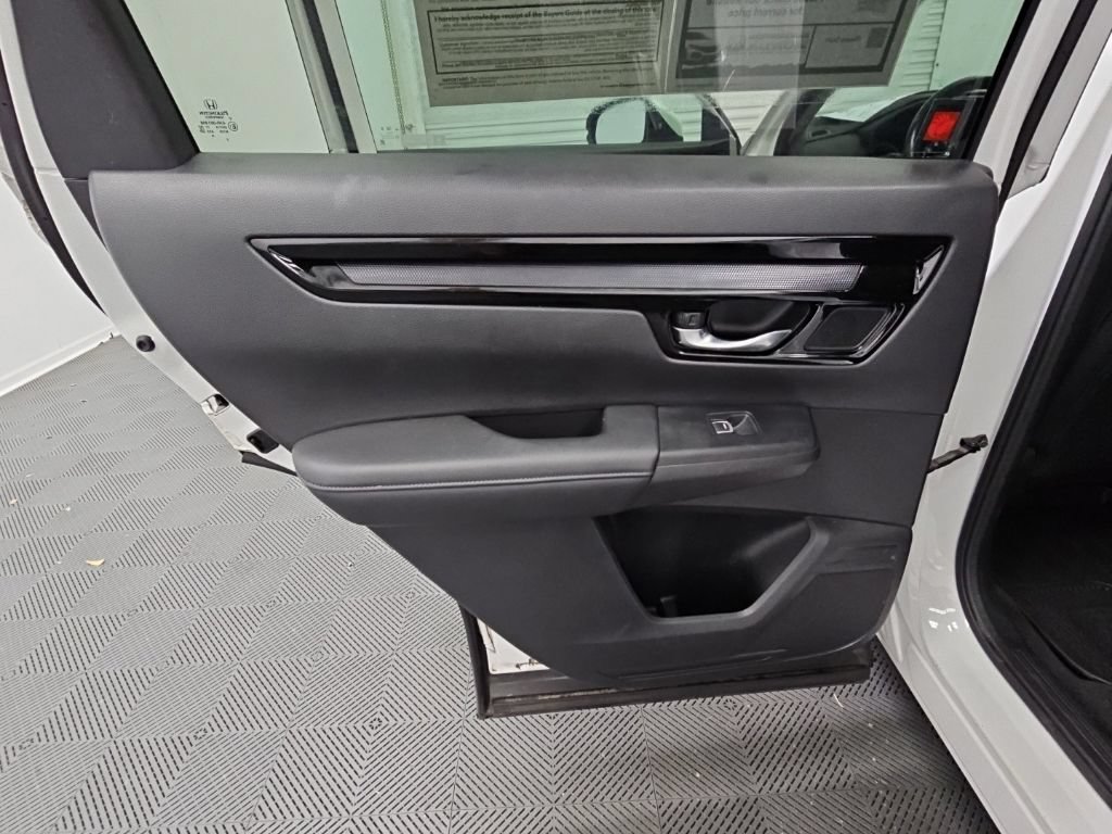 Used 2024 Honda CR-V EX-L image 32