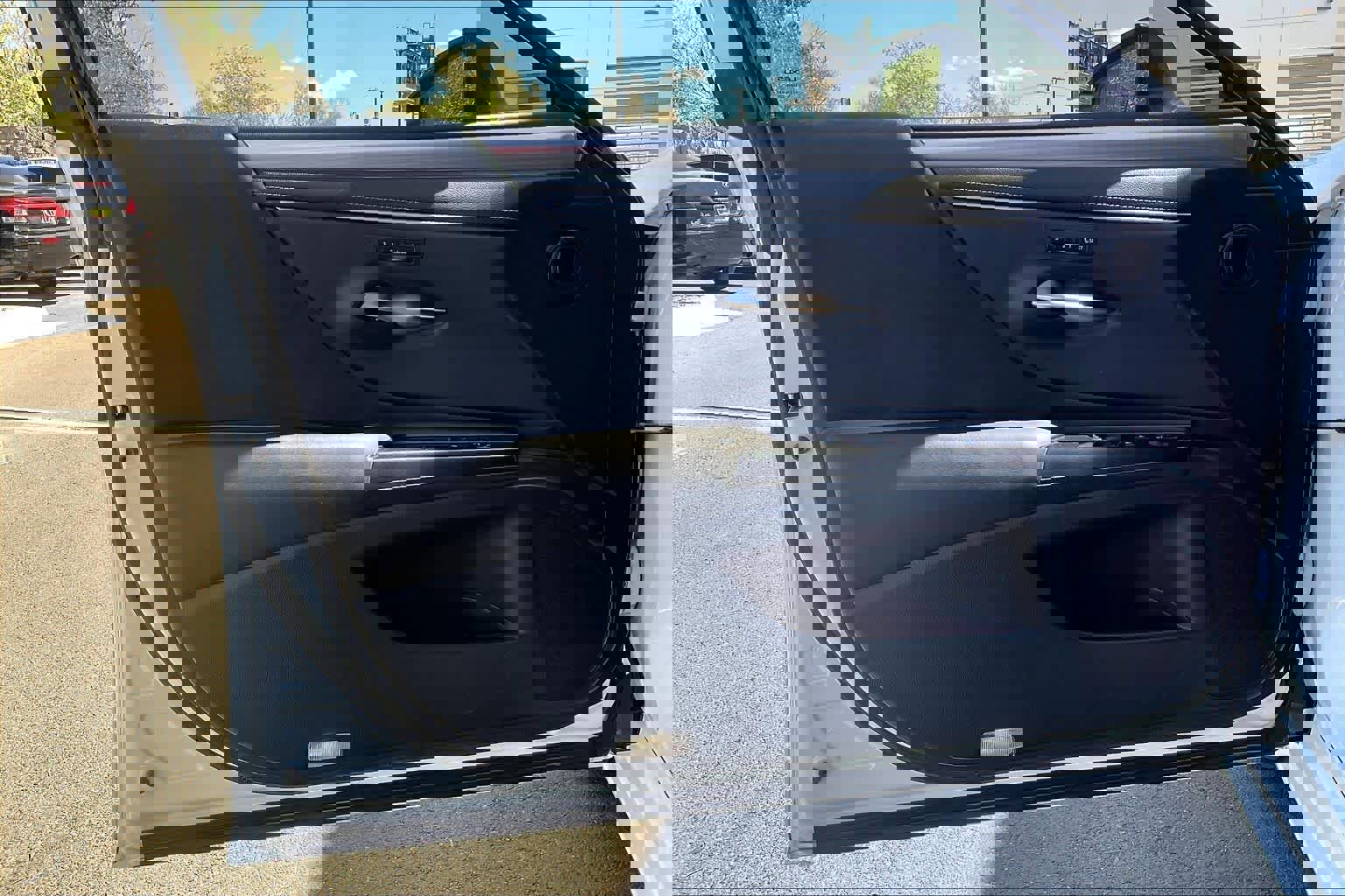 Used 2019 Lexus ES 350 F Sport w/ Accessory Package 2 image 21