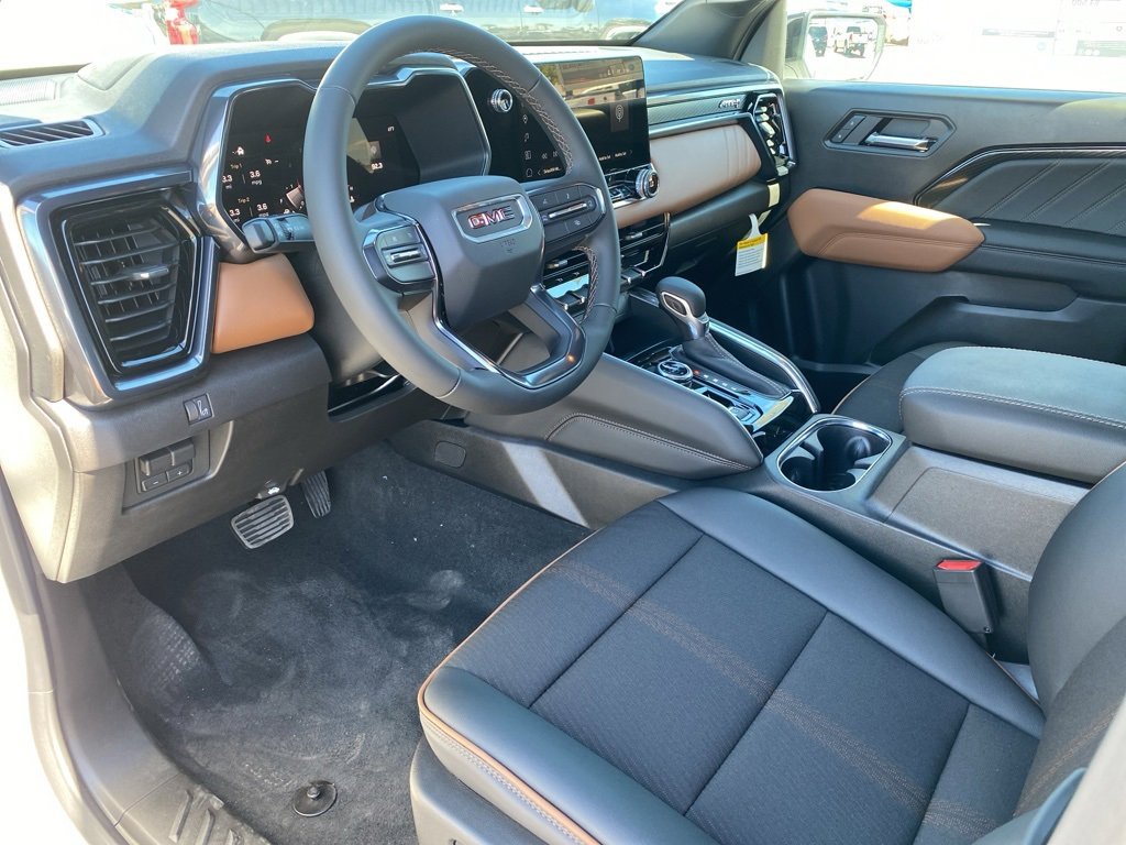 New 2026 GMC Canyon AT4 image 28