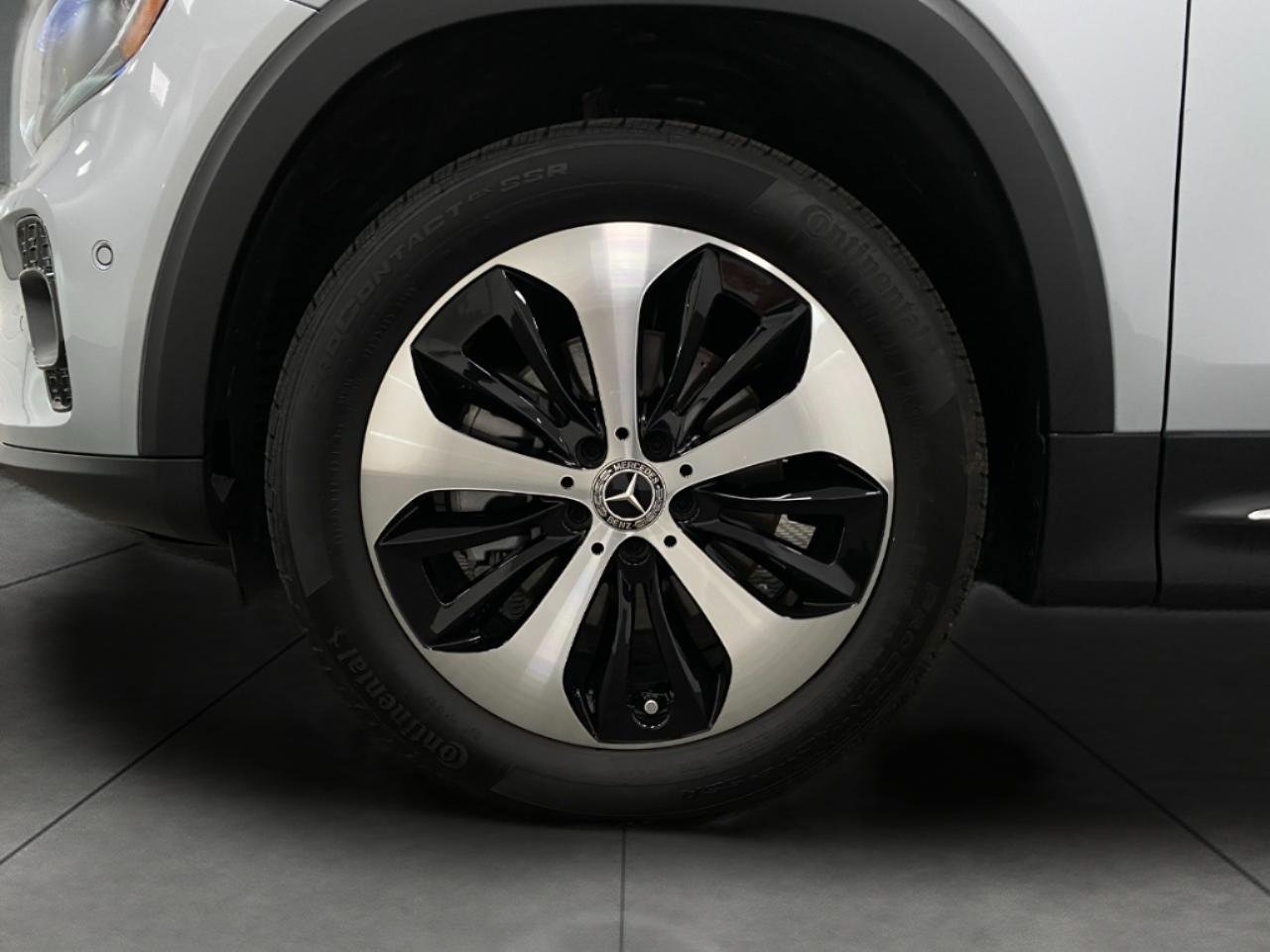 Certified 2026 Mercedes-Benz GLB 250 4MATIC image 12
