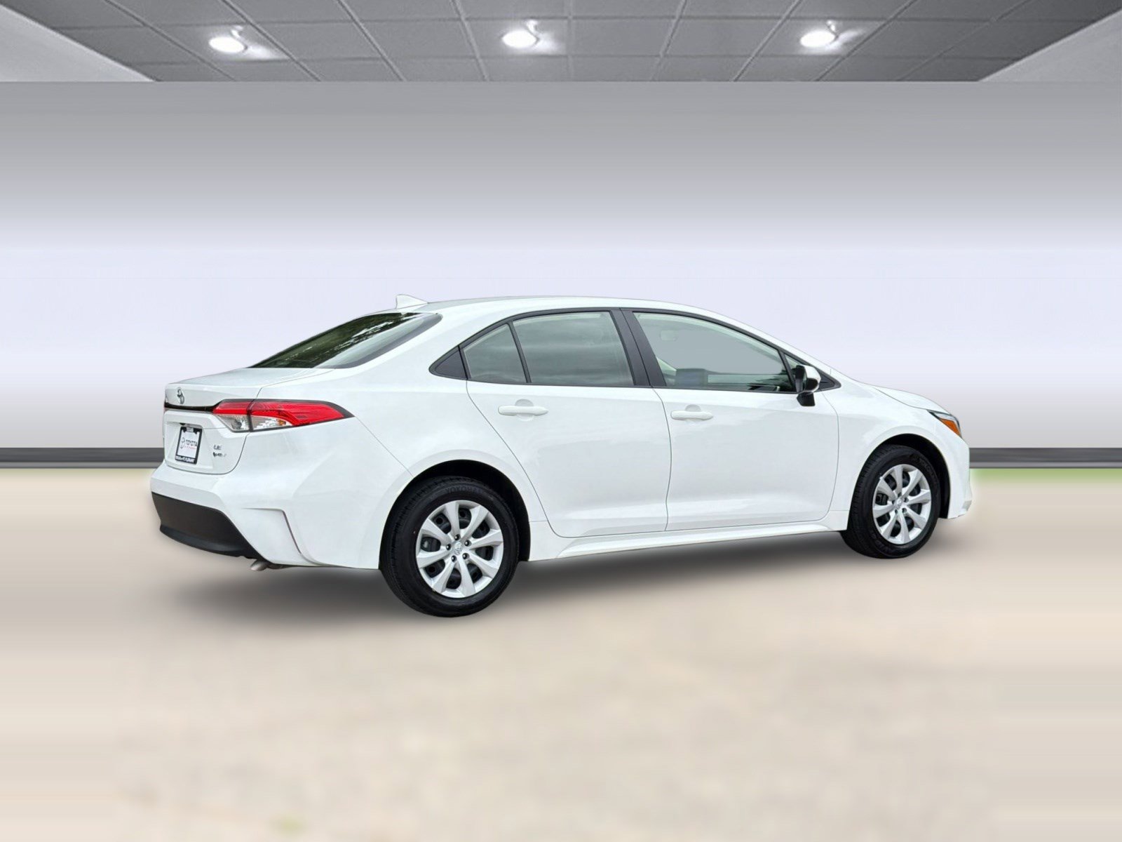 Used 2026 Toyota Corolla LE FWD image 9