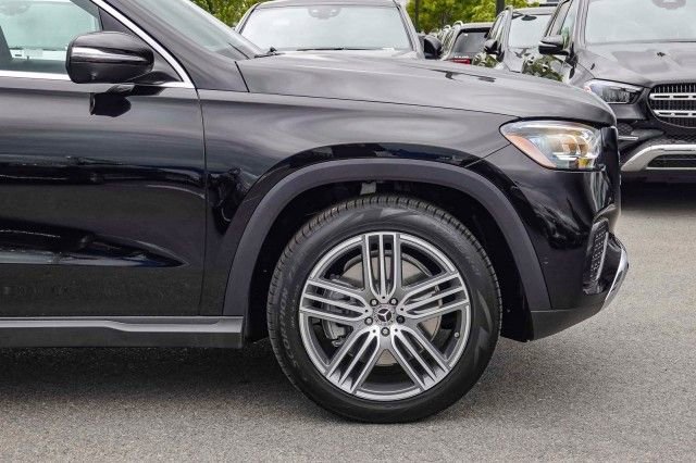 New 2024 Mercedes-Benz GLS 450 4MATIC image 9