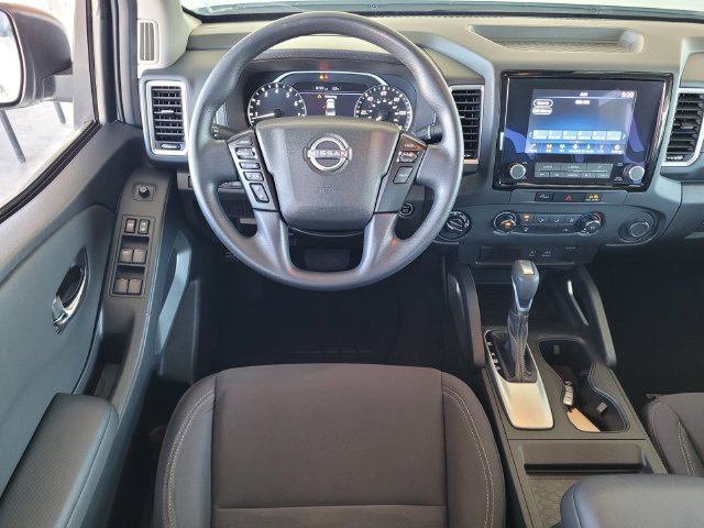 Used 2024 Nissan Frontier SV AWD/4WD image 16
