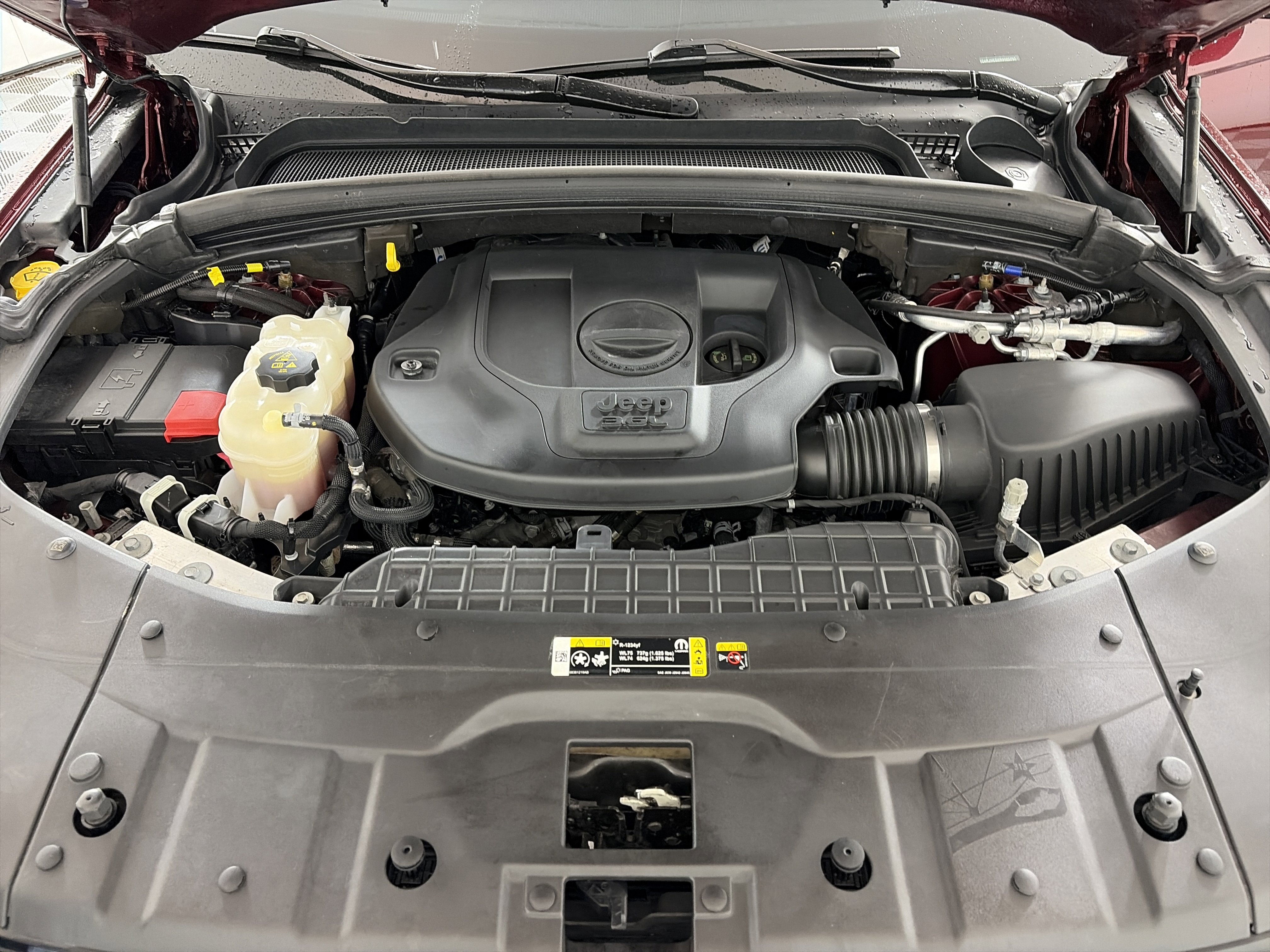 Used 2022 Jeep Grand Cherokee Summit AWD/4WD image 11
