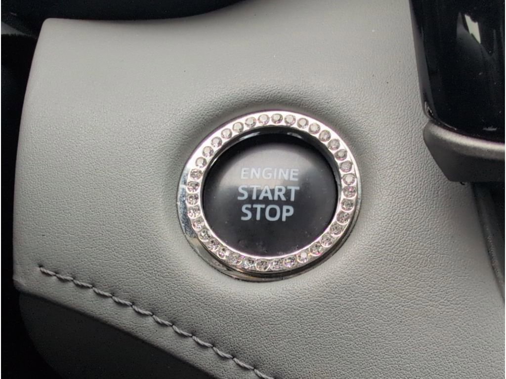 Used 2023 Toyota Highlander XLE image 18