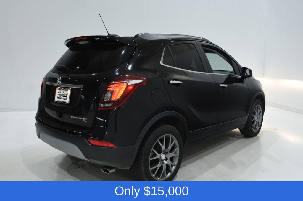 Used 2019 Buick Encore Sport Touring AWD/4WD image 4