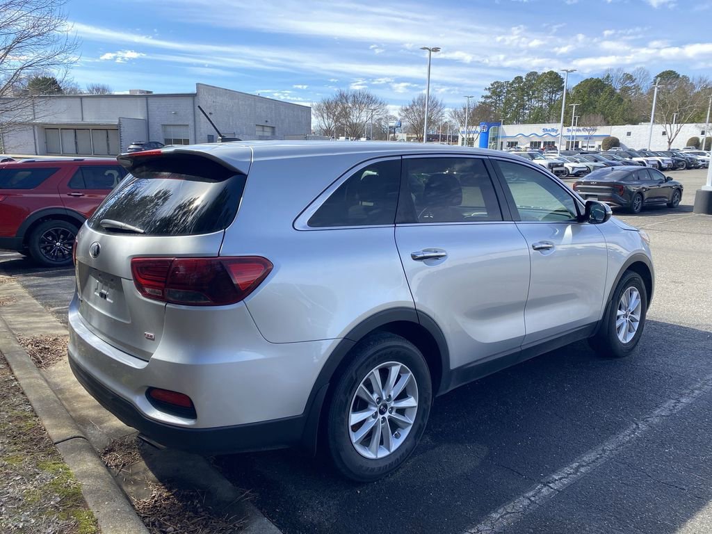 Used 2019 Kia Sorento L image 7