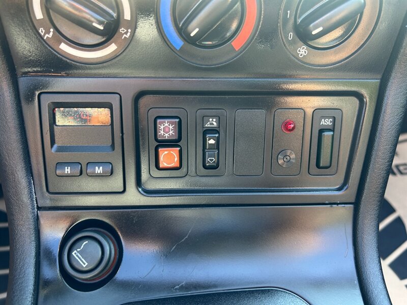 Used 1999 BMW Z3 2.5i RWD image 16