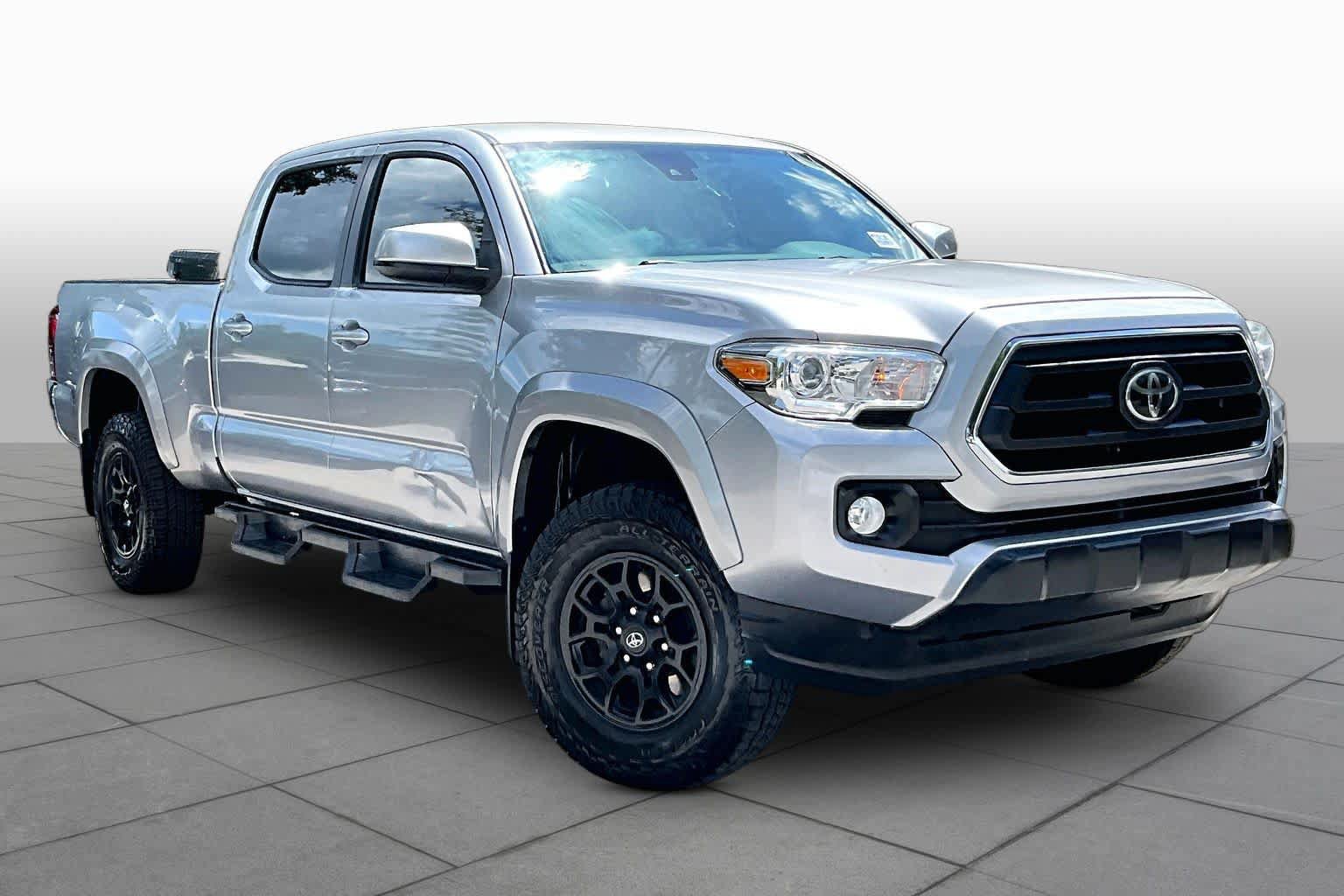Used 2021 Toyota Tacoma SR5 RWD image 3