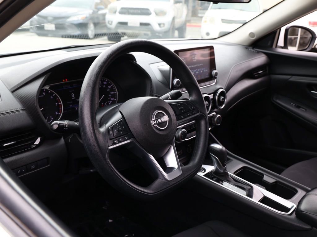 Used 2024 Nissan Sentra SV image 14