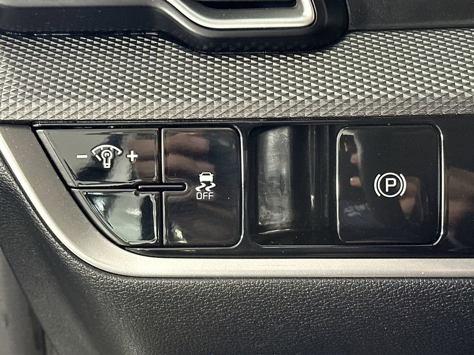 Used 2024 Kia Sportage LX image 22