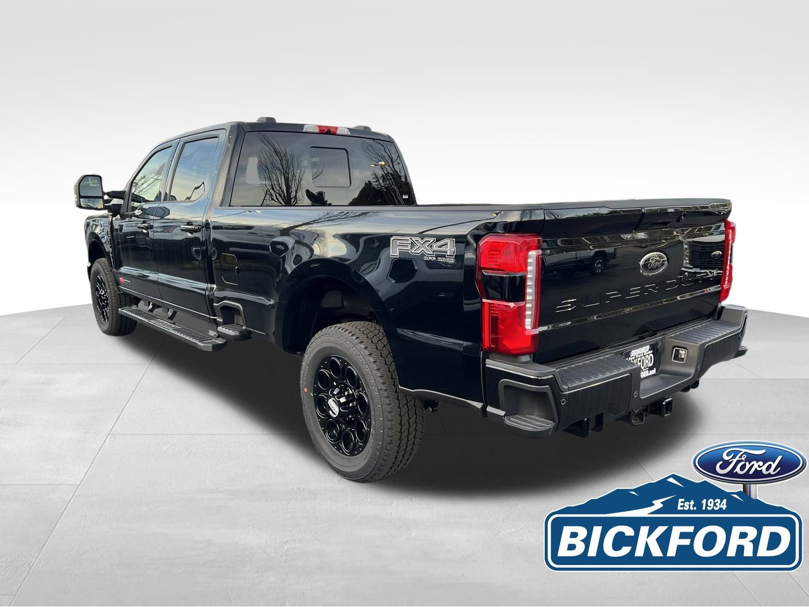New 2025 Ford F350 Lariat w/ Lariat Ultimate Package image 8