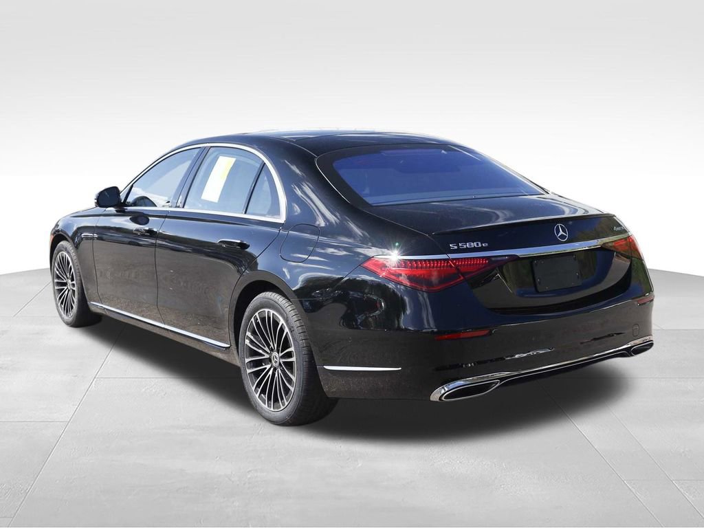 Used 2024 Mercedes-Benz S 580e 4MATIC Sedan image 8