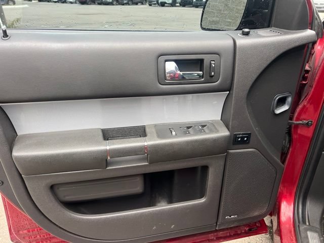 Used 2014 Ford Flex Limited w/ Equipment Group 301A AWD/4WD image 24