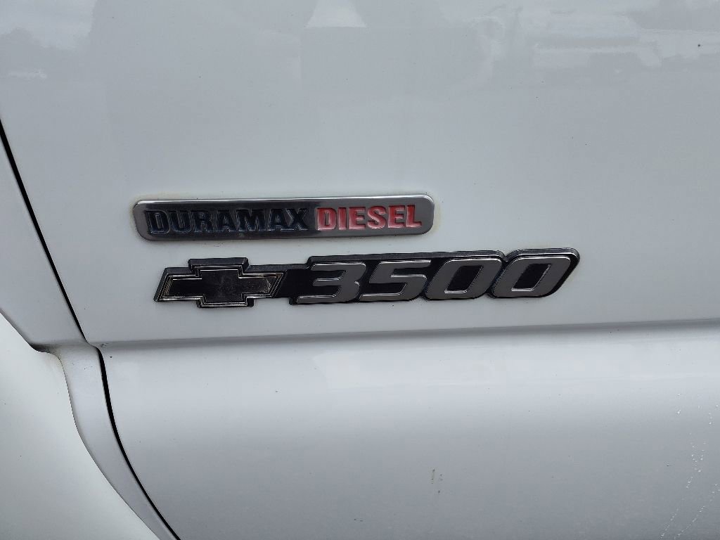 Used 2005 Chevrolet Silverado 3500 LS w/ Heavy-Duty Power Package image 11