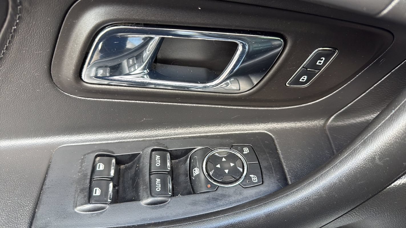 Used 2013 Ford Taurus SHO AWD/4WD image 21