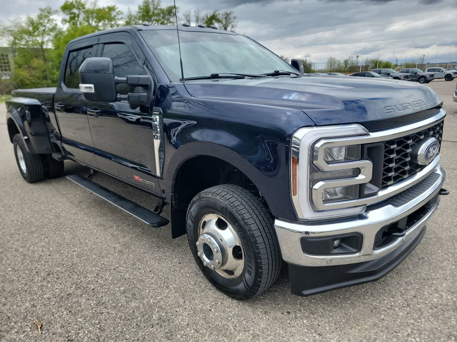 Used 2024 Ford F350 Lariat w/ Lariat Ultimate Package AWD/4WD image 35